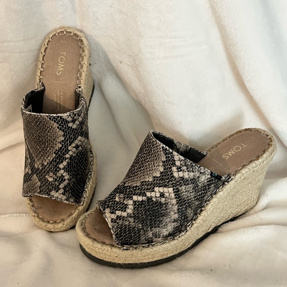 TOMS Black and White Snake Print Wedge Sandals